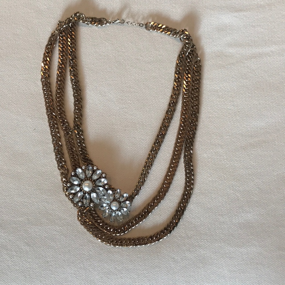 Forever 21 statement necklace